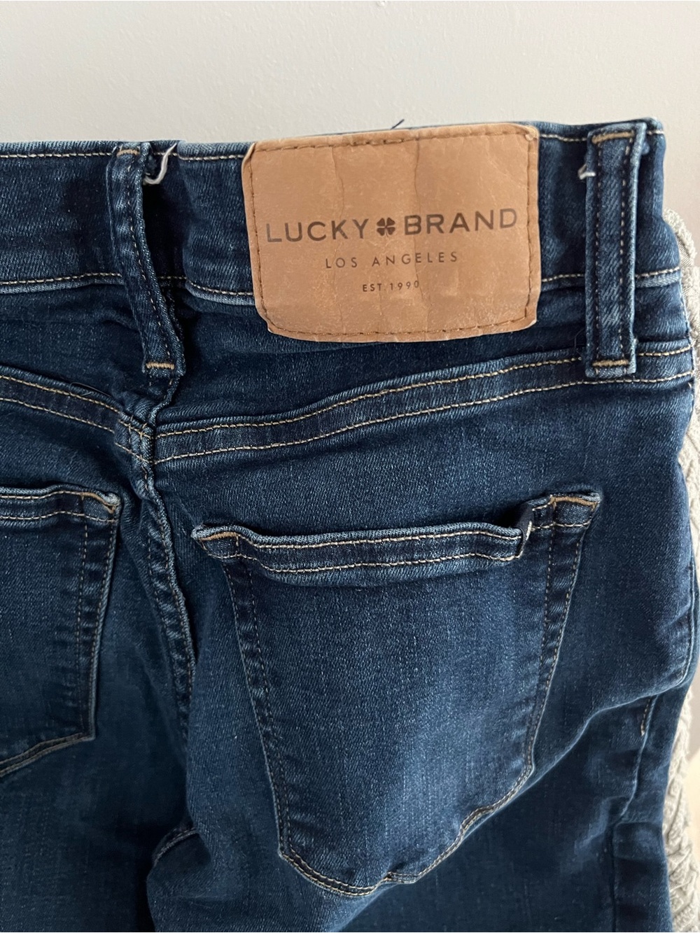 Lucky Brand Men's Slim Straight Jeans in Dark Blue Indigo